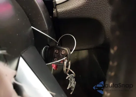 2013 Ford Mustang V6 Premium из США, поврежденный, VIN 1ZVBP8EM6D5236821